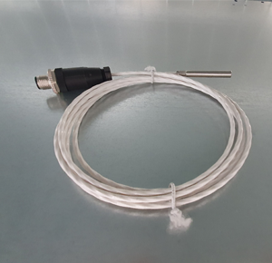 Temperaturfühler mit Binder-Stecker im Kühltransporter Albert Balzer AG